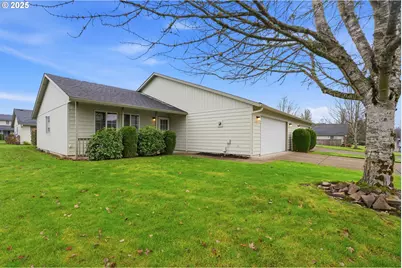 511 SE Clark Ave, Battle Ground, WA 98604 - Photo 2