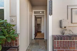 2352 NW Brewer Ln, Portland, OR 97229 - Photo 6
