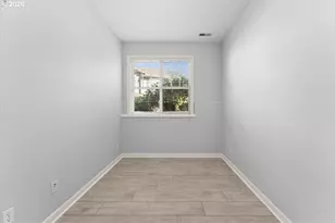 2352 NW Brewer Ln, Portland, OR 97229 - Photo 8