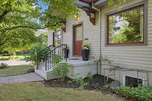 5241 SE 45th Ave, Portland, OR 97206 - Photo 2