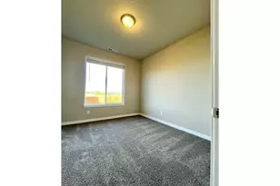 853 Farmington Dr, Junction City, OR 97448 - Photo 40