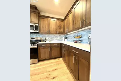853 Farmington Dr, Junction City, OR 97448 - Photo 12