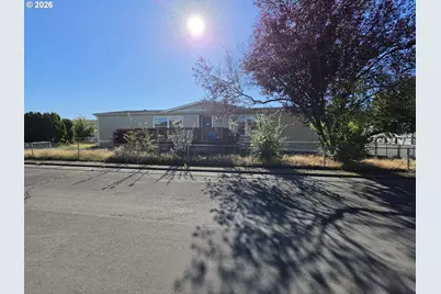 300 SW 7th Ave #1101, Battle Ground, WA 98604 - Photo 2