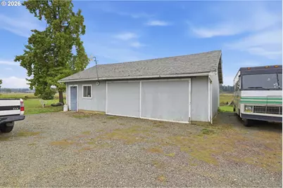 28095 Clear Lake Rd, Eugene, OR 97402 - Photo 32