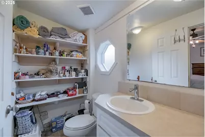 6000 River Rd S, Salem, OR 97302 - Photo 18