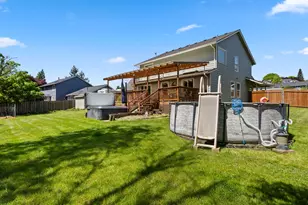 724 E 7th St, La Center, WA 98629 - Photo 42