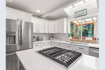 724 E 7th St, La Center, WA 98629 - Photo 14