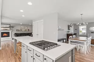 724 E 7th St, La Center, WA 98629 - Photo 12