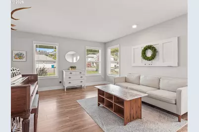 724 E 7th St, La Center, WA 98629 - Photo 18