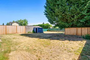 1842 SE 92nd Ave, Portland, OR 97216 - Photo 32