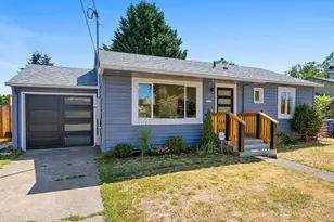 1842 SE 92nd Ave, Portland, OR 97216 - Photo 2
