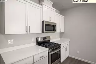 51086 SW Klompen St, Scappoose, OR 97056 - Photo 10