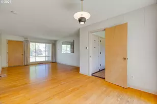 9734 SE Harrison St, Portland, OR 97216 - Photo 8