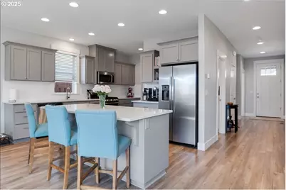 2754 Inna Ave NW, Salem, OR 97304 - Photo 10