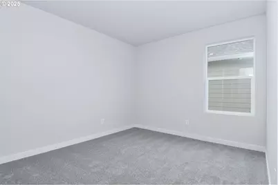 1375 Owl Ave, Woodburn, OR 97071 - Photo 16