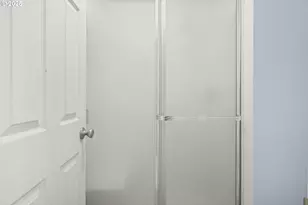 1660 SE Lewellyn Ave, Troutdale, OR 97060 - Photo 22