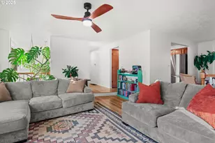 1660 SE Lewellyn Ave, Troutdale, OR 97060 - Photo 8