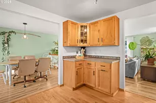 1660 SE Lewellyn Ave, Troutdale, OR 97060 - Photo 12