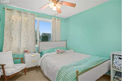 1660 SE Lewellyn Ave, Troutdale, OR 97060 - Photo 24