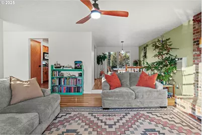 1660 SE Lewellyn Ave, Troutdale, OR 97060 - Photo 6