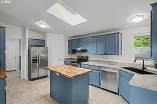 22475 SE Royal Anne Dr, Amity, OR 97101 - Photo 10