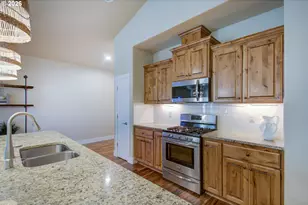 310 NE 17th St, Battle Ground, WA 98604 - Photo 14