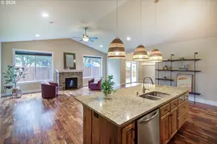 310 NE 17th St, Battle Ground, WA 98604 - Photo 6