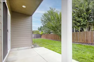 310 NE 17th St, Battle Ground, WA 98604 - Photo 26