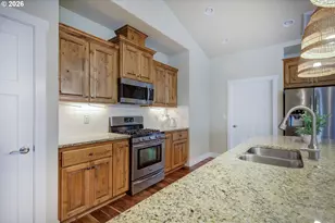 310 NE 17th St, Battle Ground, WA 98604 - Photo 12