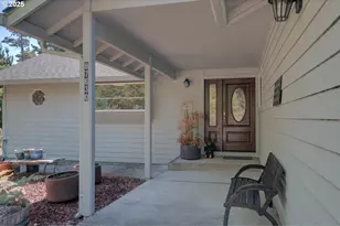 87630 Woodmere E, Florence, OR 97439 - Photo 2