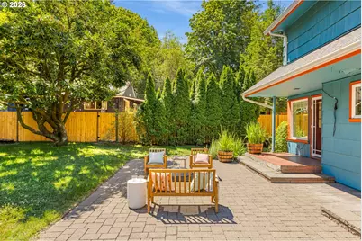 9050 SW Capitol Hwy, Portland, OR 97219 - Photo 34