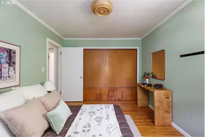 9050 SW Capitol Hwy, Portland, OR 97219 - Photo 18