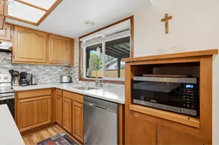 799 SW Orchard Pl, Gresham, OR 97080 - Photo 16