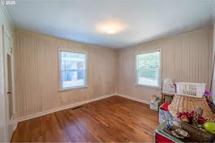 227 Border St, Myrtle Point, OR 97458 - Photo 20