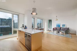 937 NW Glisan St, Portland, OR 97209 - Photo 10