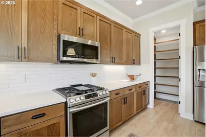 28242 SW Amsterdam Ave, Wilsonville, OR 97070 - Photo 16