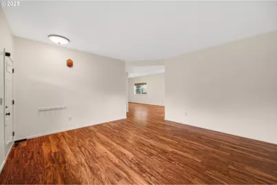 328 NW Sherman St, Sheridan, OR 97378 - Photo 8