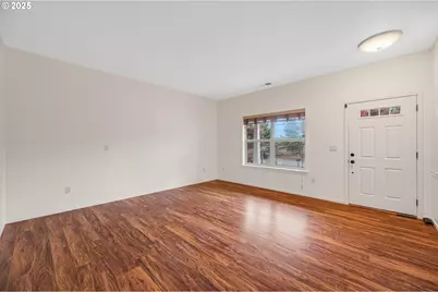 328 NW Sherman St, Sheridan, OR 97378 - Photo 6