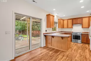 328 NW Sherman St, Sheridan, OR 97378 - Photo 12