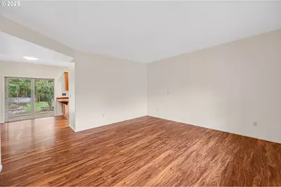 328 NW Sherman St, Sheridan, OR 97378 - Photo 4