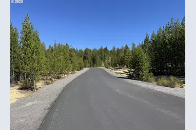 Crescent Moon Drive #30, Crescent Lake, OR 97733 - Photo 4