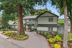 16686 Maple Cir, Lake Oswego, OR 97034 - Photo 2