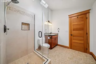 16686 Maple Cir, Lake Oswego, OR 97034 - Photo 26
