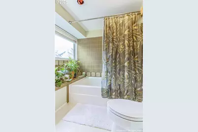 202 Foxtail Dr, Eugene, OR 97405 - Photo 22