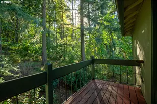 202 Foxtail Dr, Eugene, OR 97405 - Photo 36