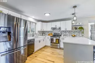 202 Foxtail Dr, Eugene, OR 97405 - Photo 34