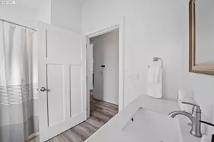 33254 Columbia Beach Ln, Warrenton, OR 97146 - Photo 18