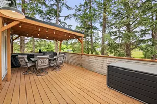 33254 Columbia Beach Ln, Warrenton, OR 97146 - Photo 8
