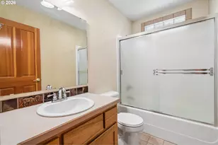 22016 Airport Rd NE, Aurora, OR 97002 - Photo 20