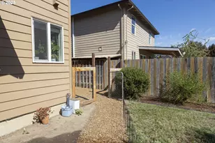 1050 SE Millright Ave, McMinnville, OR 97128 - Photo 10